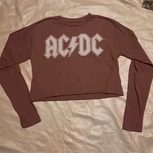 Long sleeve crop top